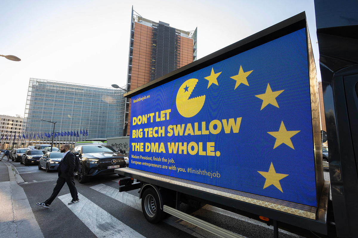 Mobile billboard II